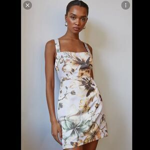 NWT Babaton 90s Mini Glitter Size 8